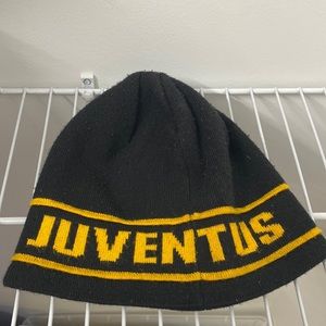 Nike Juventus winter hat